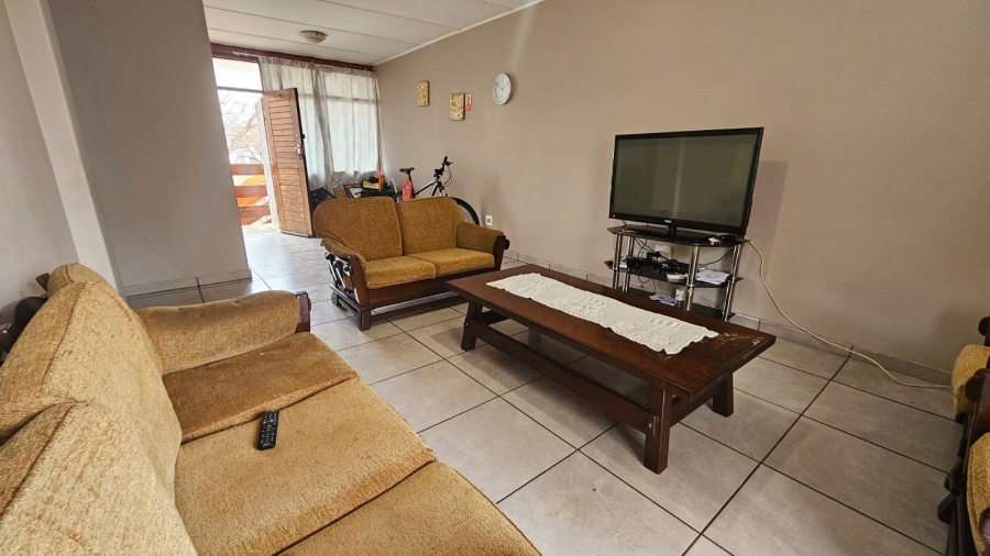 1 Bedroom Property for Sale in Potchefstroom North West